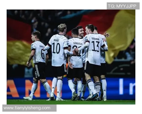 足球球星精神小伙用青春拼搏诠释赛场激情与梦想勇敢追求卓越不畏挑战 足球球星精神小伙用青春拼搏诠释赛场激情与梦想勇敢追求卓越不畏挑战