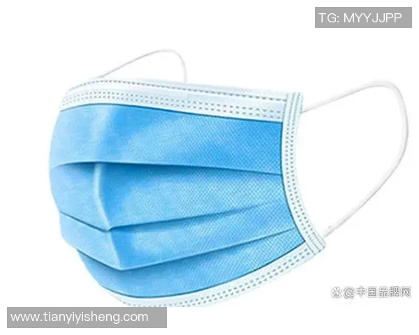 足球球星口罩风潮席卷全球 时尚与防护兼顾引领潮流新风尚 足球球星口罩风潮席卷全球 时尚与防护兼顾引领潮流新风尚